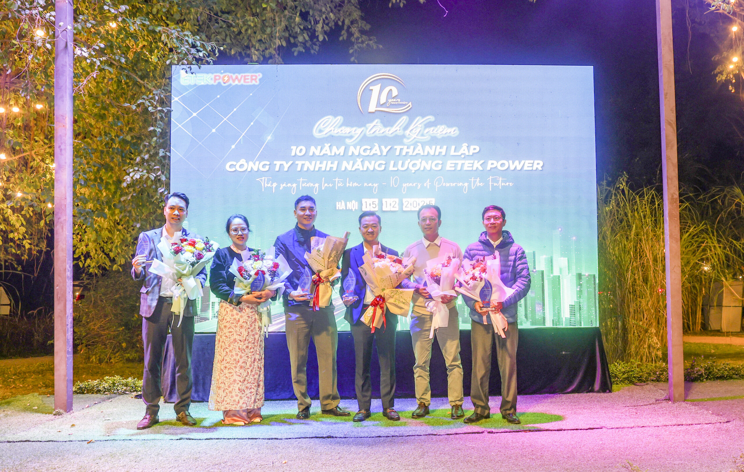 Vinh danh nhân viên gắn bó trên 5 năm