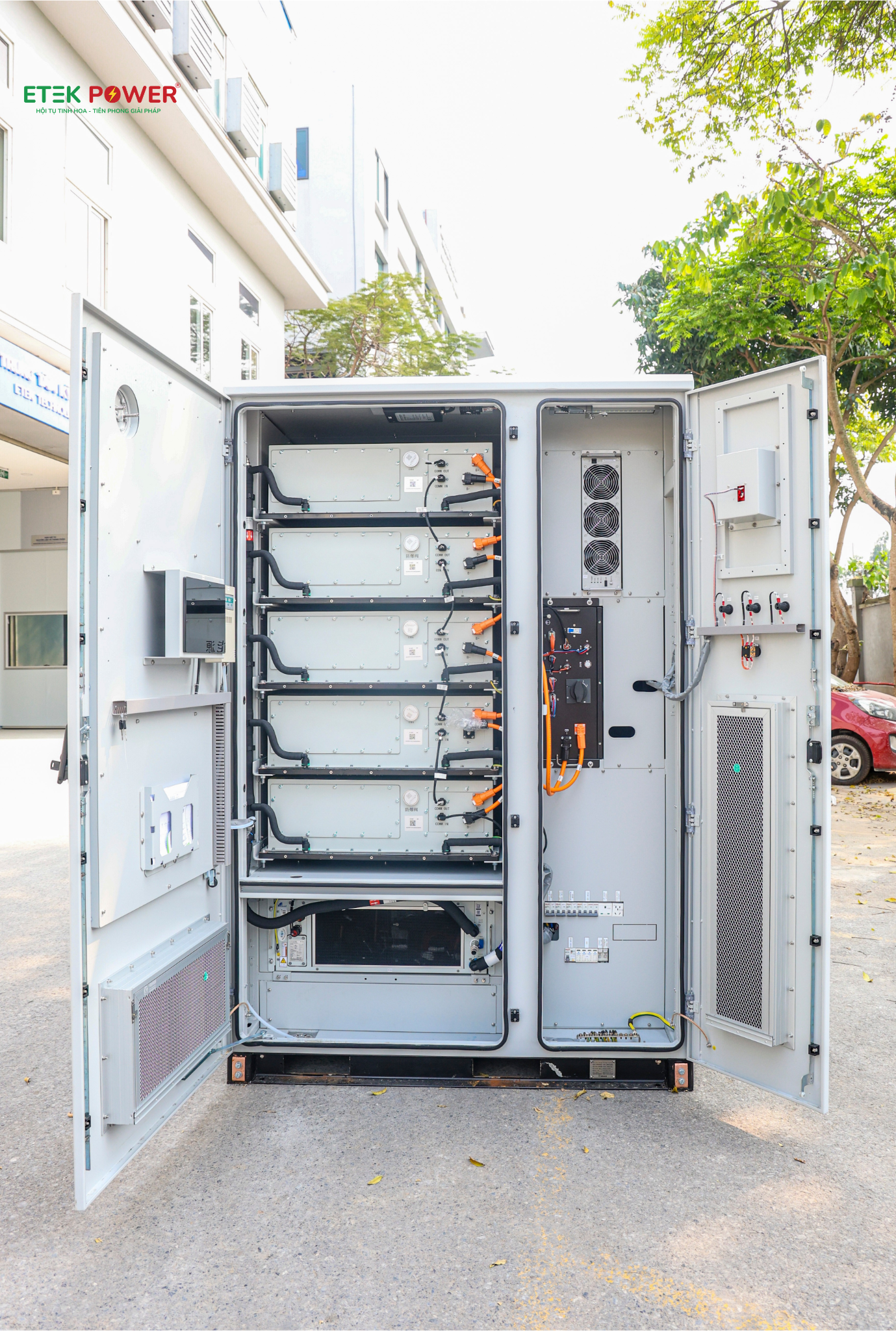 BESS100/E241 pin bán rắn