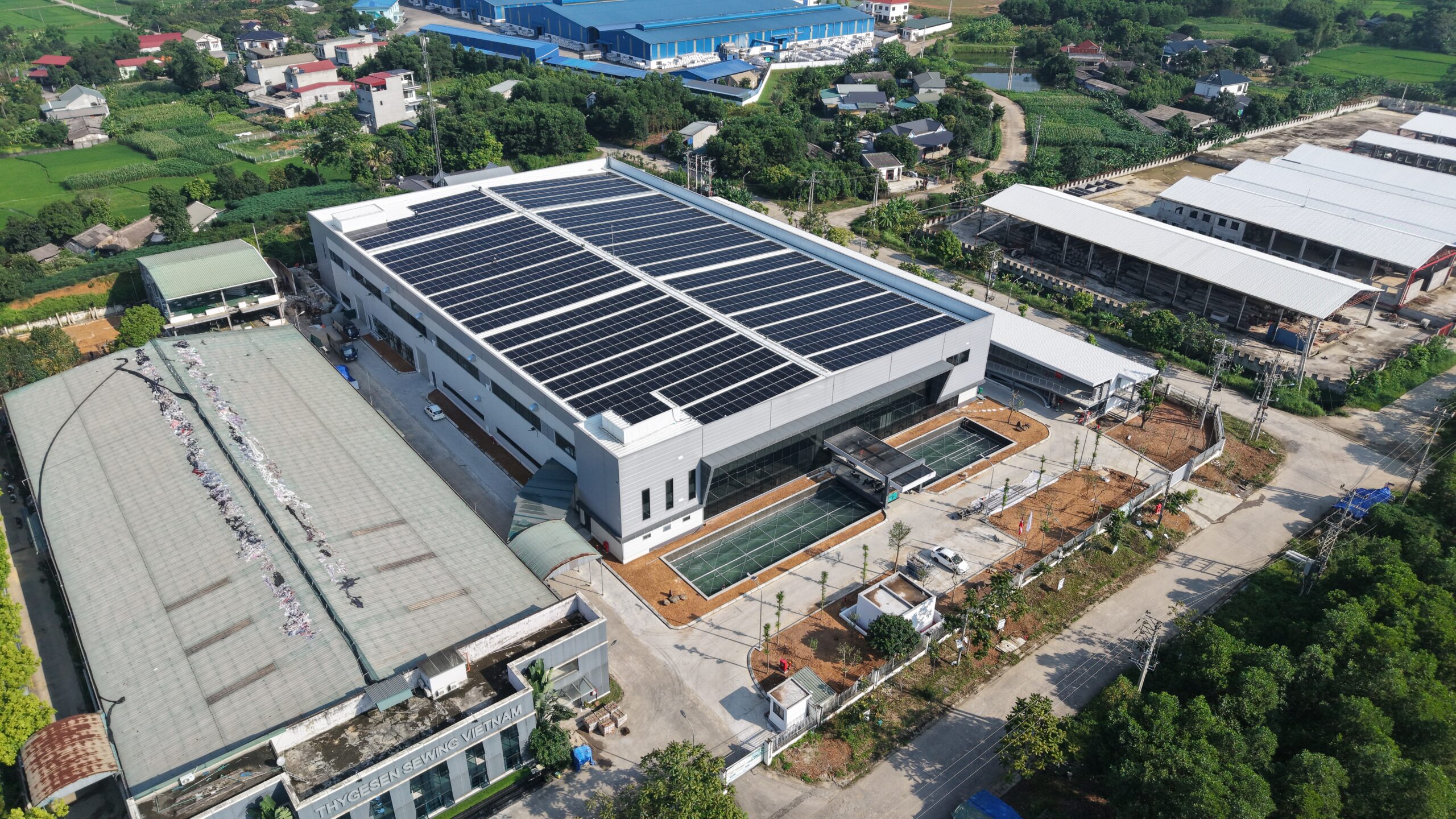 Điện mặt trời áp mái 957 kWp cho nhà máy dệt may tại Phú Thọ